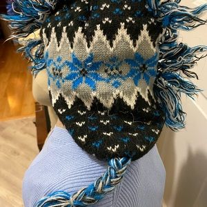 Warm Childs spike hair look snow hat